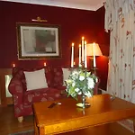 Arms 3* Templemore