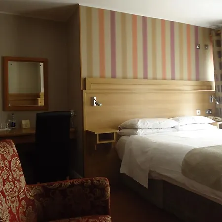 Hotel Arms